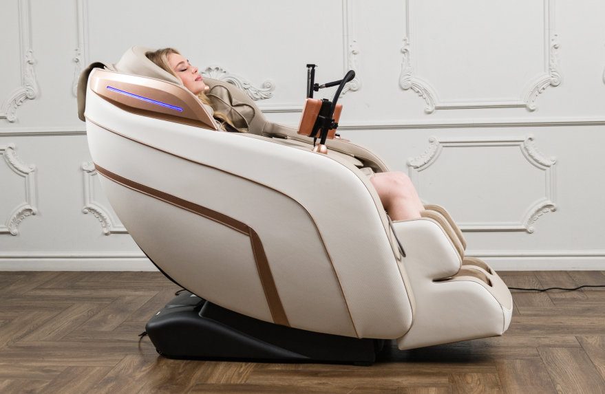 кому подходит массажное кресло