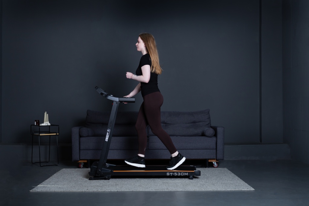 Беговая дорожка UNIX Fit ST-530M1.jpg Беговая дорожка UNIX Fit ST-530M1.jpg