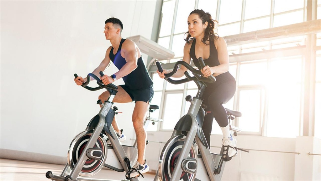 сколько калорий сжигается на велотренажере