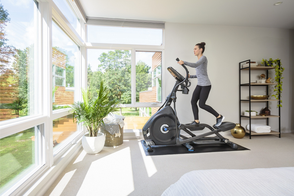 1713174702_sport-photosota-club-xbox-p-ellipticheskii-trenazher-nautilus-16 (2).jpg