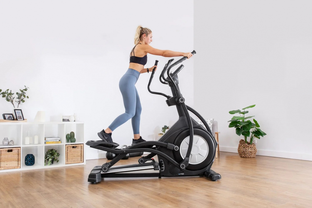 Эллиптический тренажер.jpg