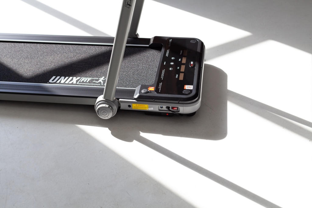Беговая дорожка UNIX Fit R-280 autooil.jpg Беговая дорожка UNIX Fit R-280 autooil.jpg