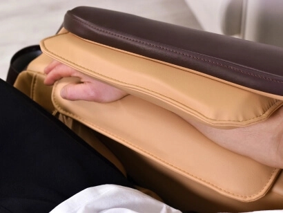 afina-hands-1.jpg afina-hands-1.jpg