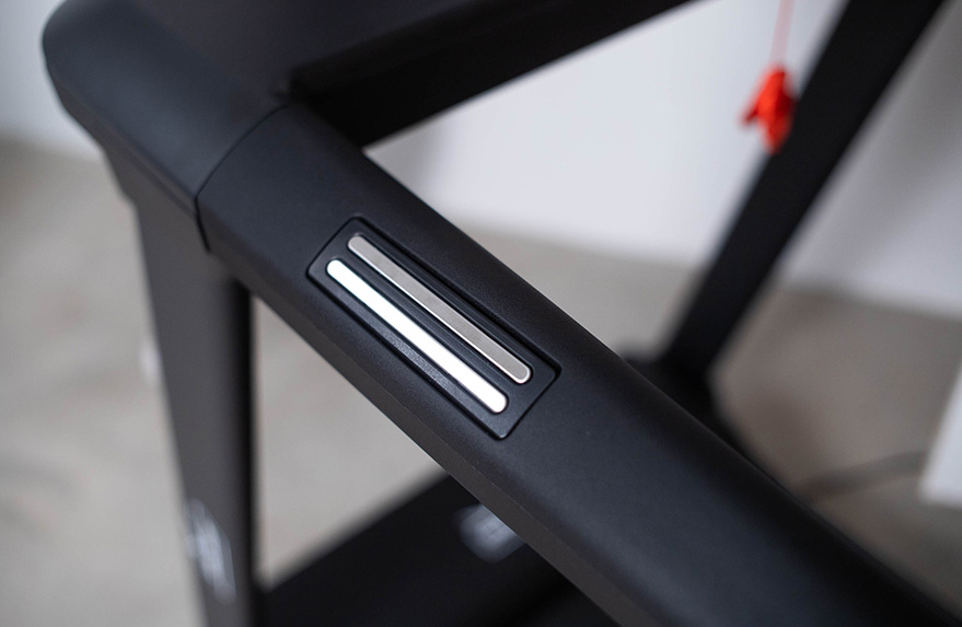 ultima-slide-2-1.jpg ultima-slide-2-1.jpg