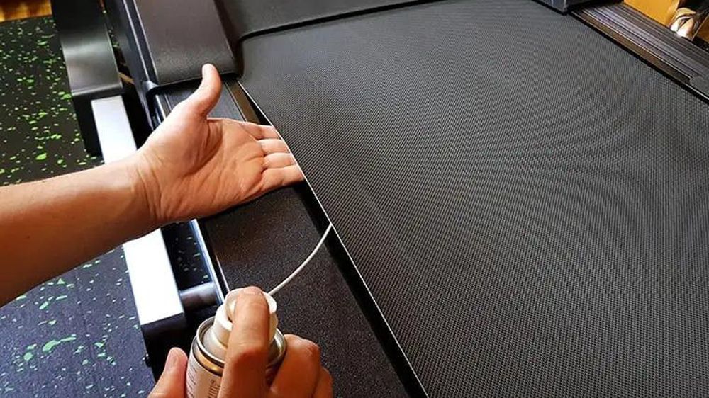 как смазать беговую дорожку