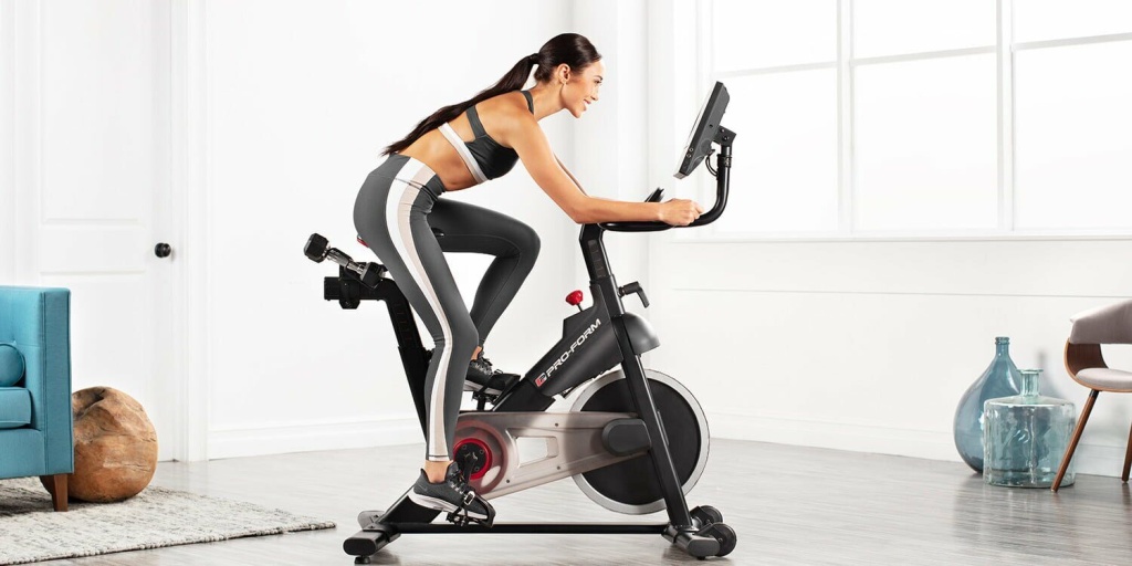 занятия на велотренажере занятия на велотренажере