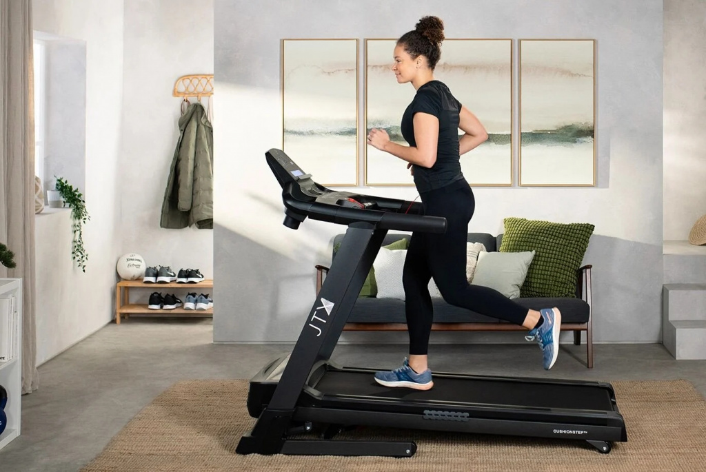 sprint7-smart-treadmill.jpg