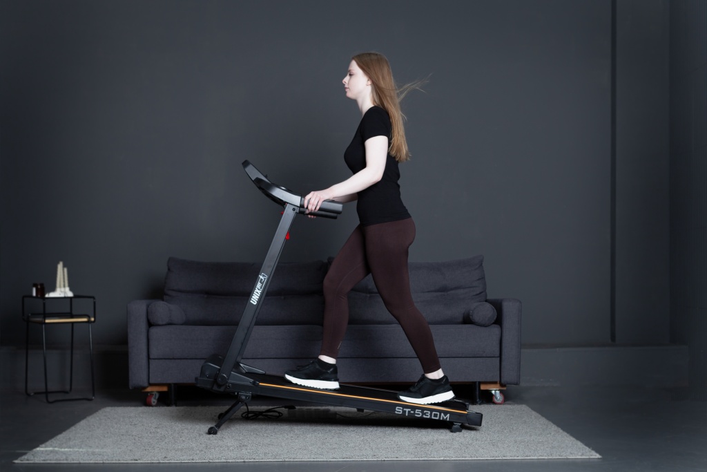 Беговая дорожка UNIX Fit ST-530M corner.jpg Беговая дорожка UNIX Fit ST-530M corner.jpg